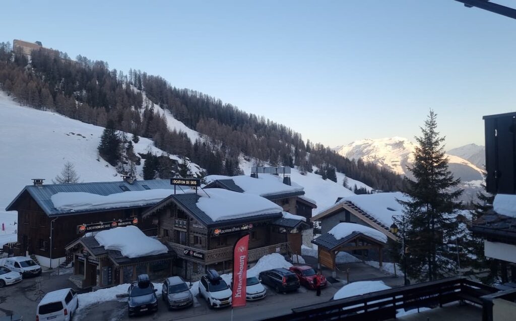 Plagne 1800 village view